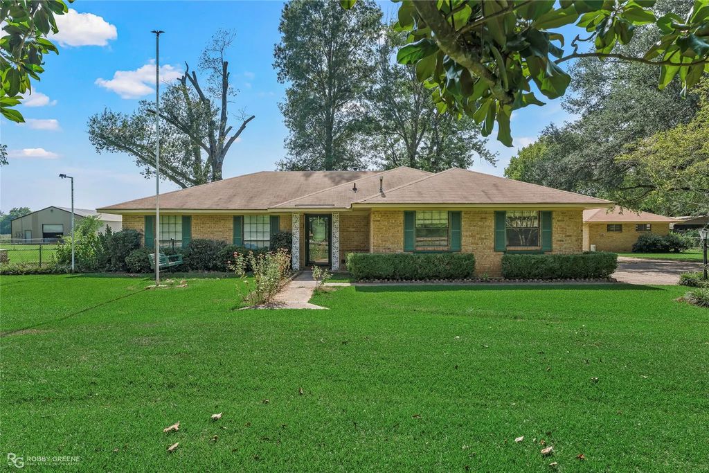 1713 Caplis Sligo Road, Bossier City