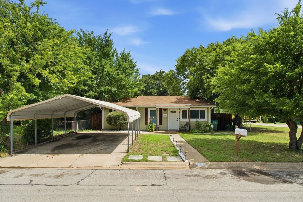 601 Park Lane, Denton