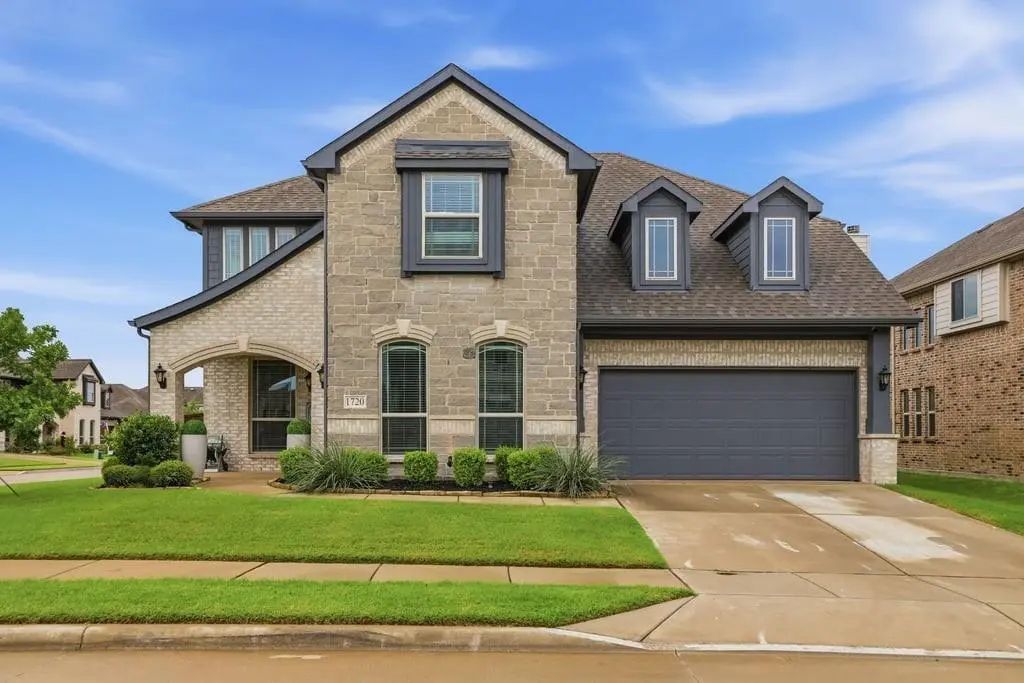1720 Benny Lane, Little Elm