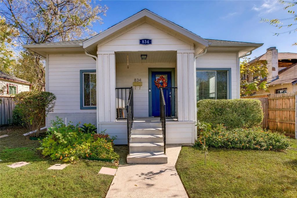 834 S Polk Street, Dallas