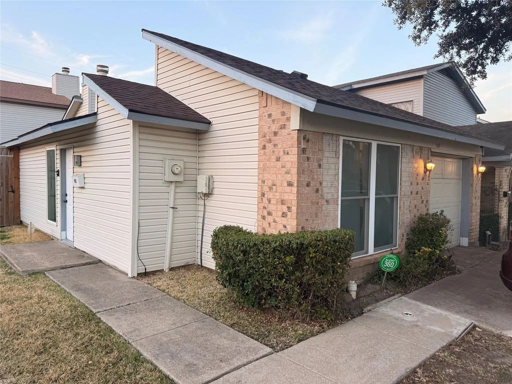 401 San Maria Drive, Garland