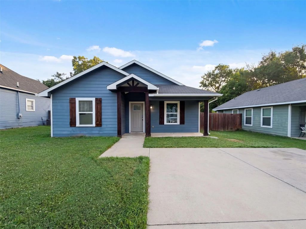 709 W Hull Street, Denison