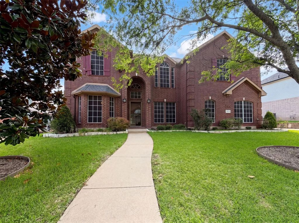 3014 Saint Amanda Drive, Mansfield