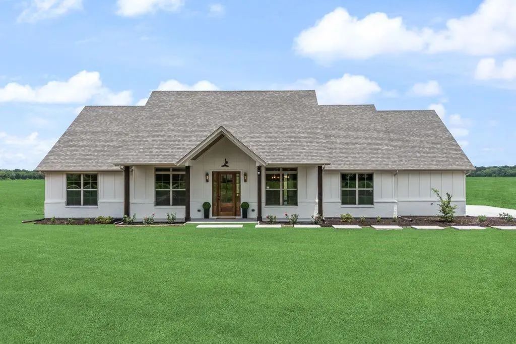 594 Sedalia Road, Van Alstyne