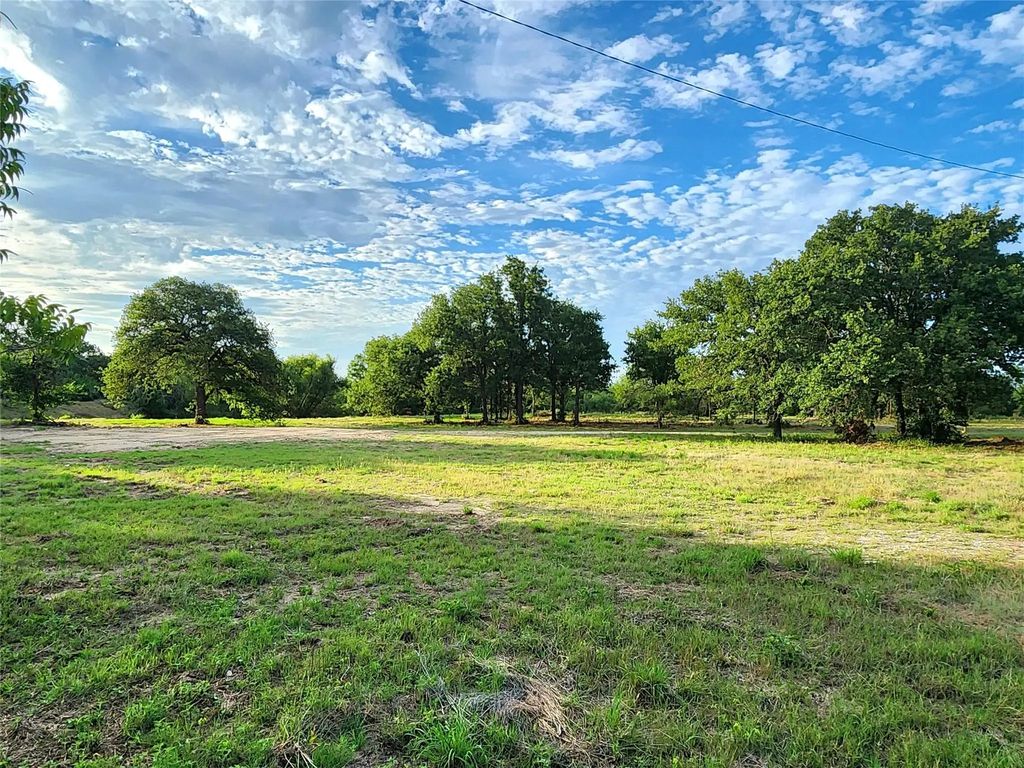 8662 County Road 235, Clyde
