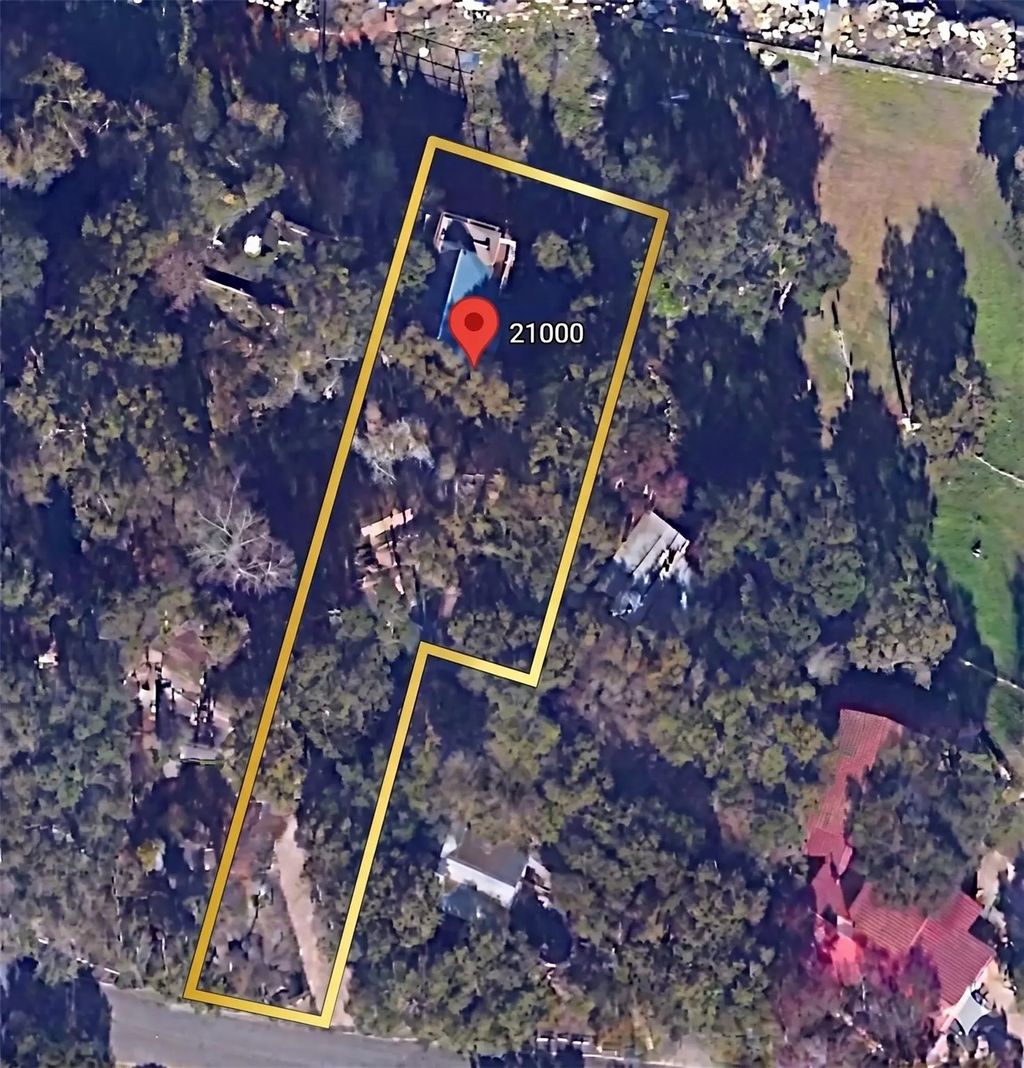21000 W Lakeshore Drive, Spicewood