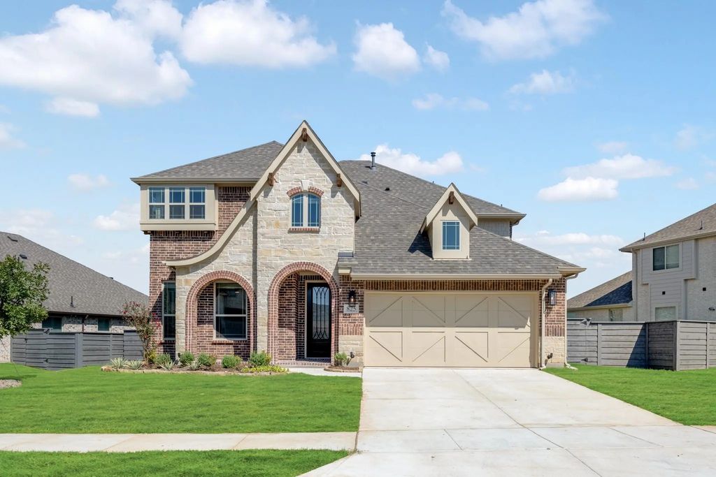 825 Twisted Leaf Lane, Little Elm