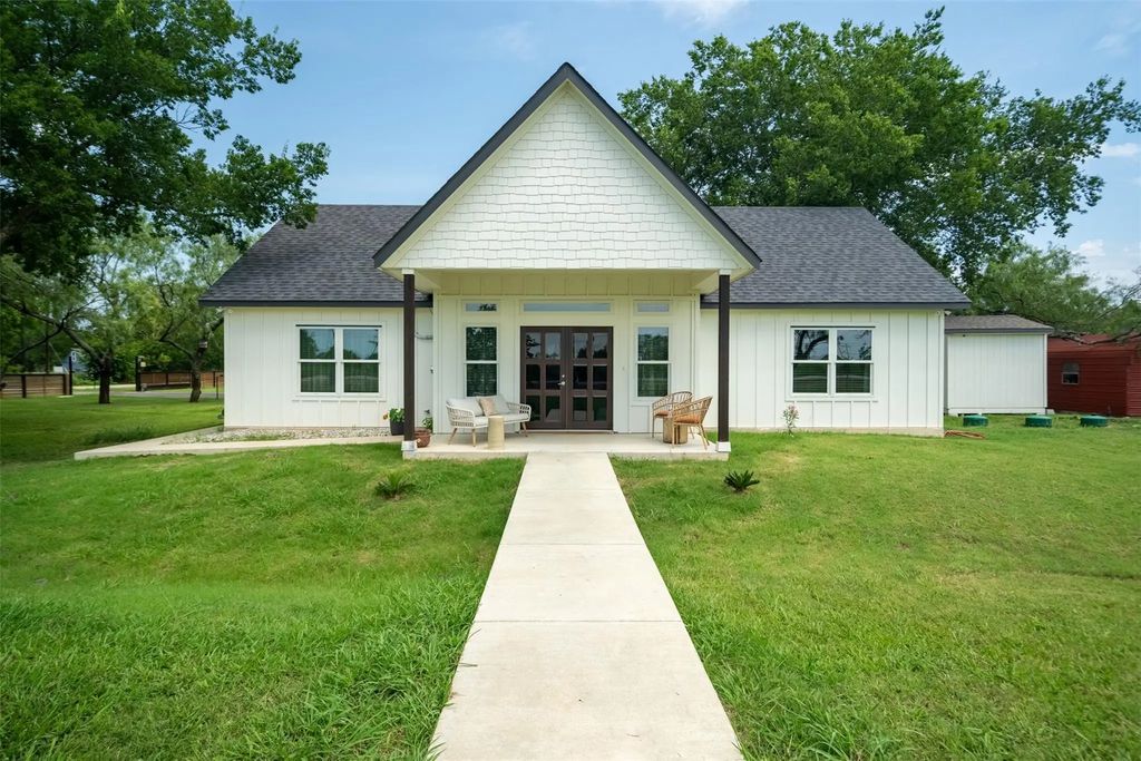7002 Fair Road, Kaufman