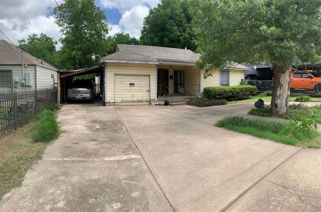 723 Winters Street, Dallas