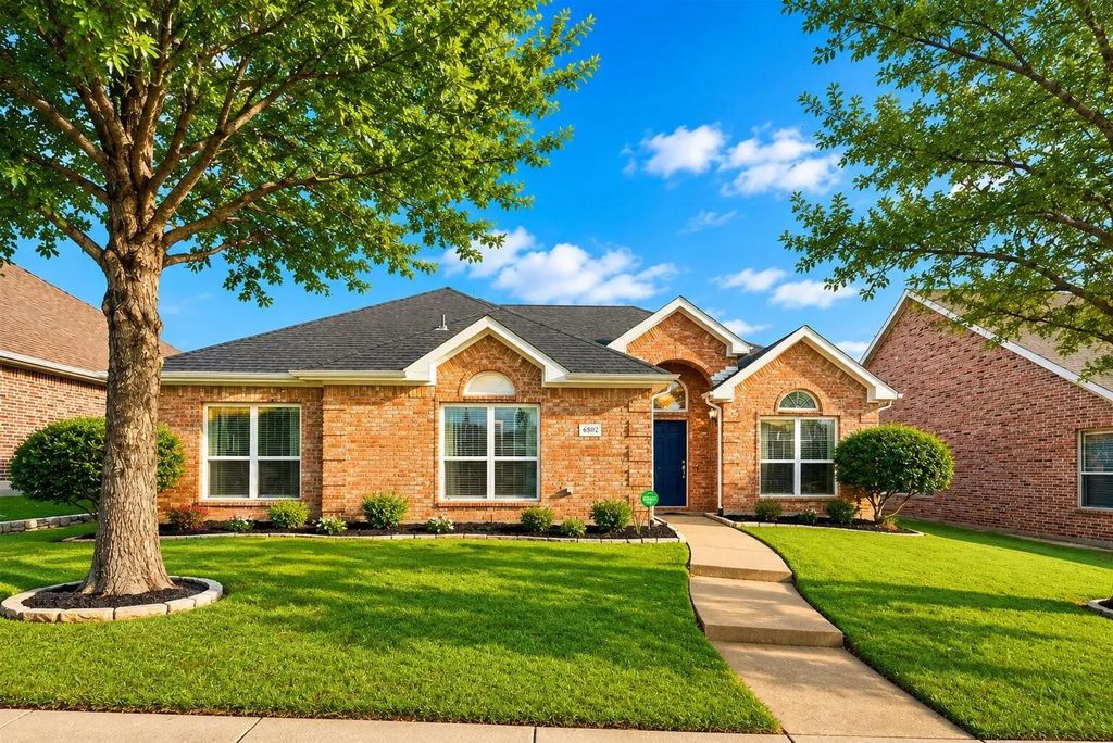 6802 Christina Lane, Garland