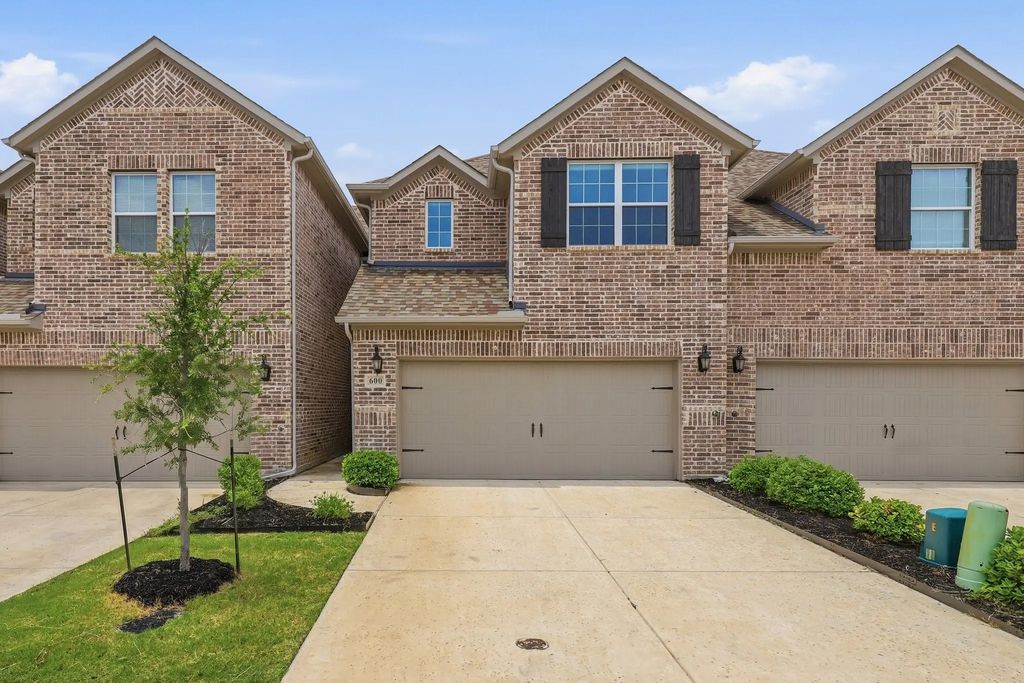 600 Hutchinson Lane, Lewisville
