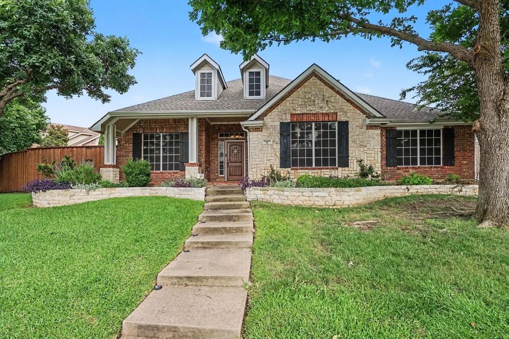 6604 Stewart Boulevard, The Colony