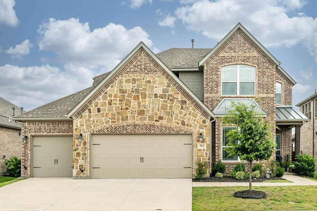 313 Tate Lane, Anna