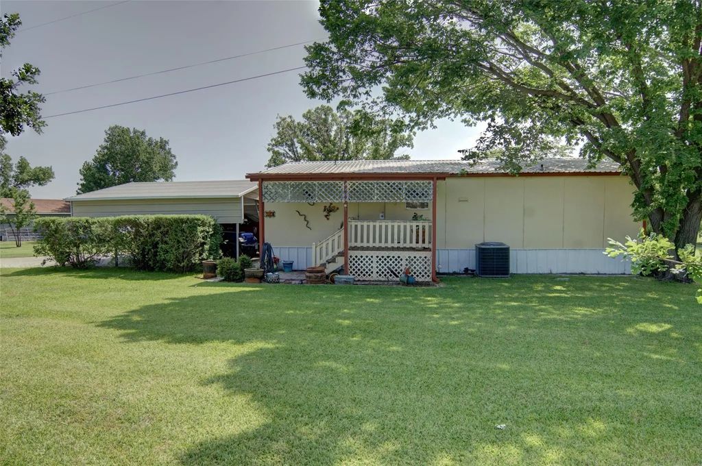 313 Butler Point Road, Possum Kingdom Lake