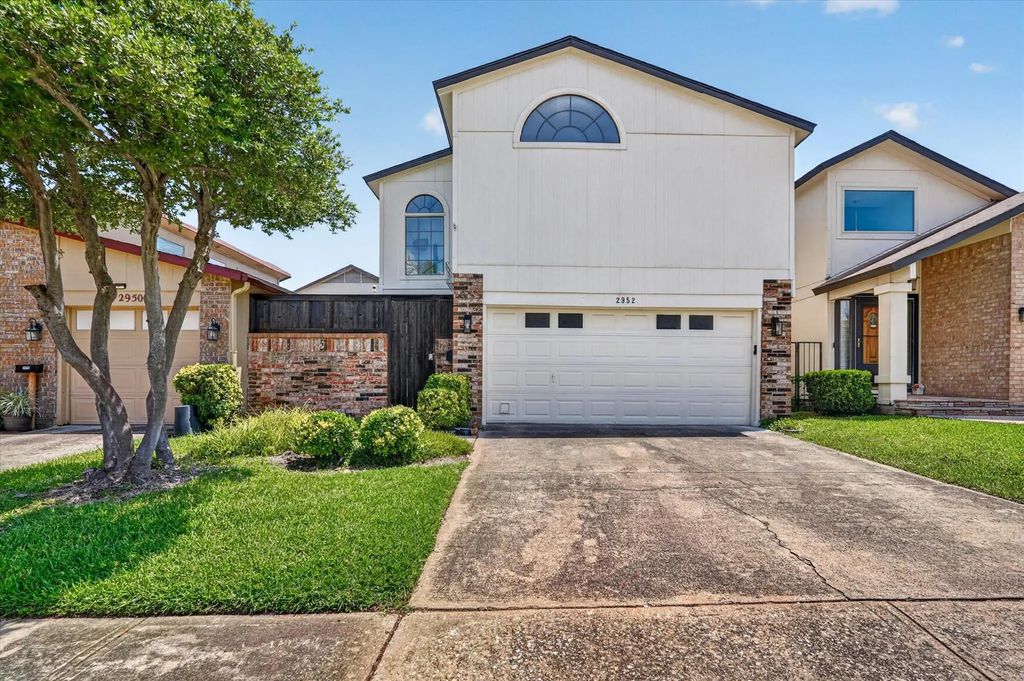 2952 Canis Circle, Garland