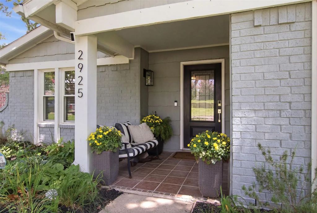 2925 Spring Brook Drive, Garland