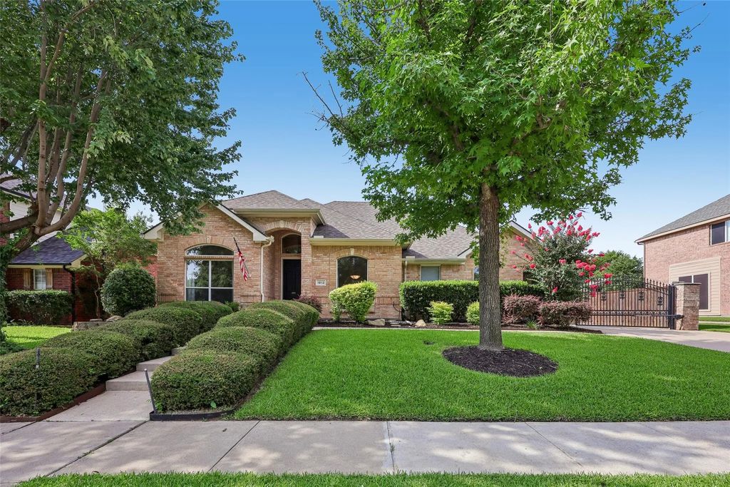 1812 Talon Court, Keller