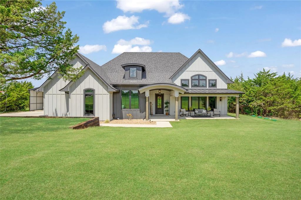 1095 Sister Grove Road, Van Alstyne
