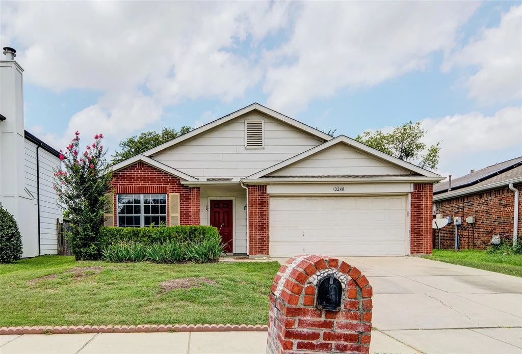 3240 Bent Creek Drive, Denton