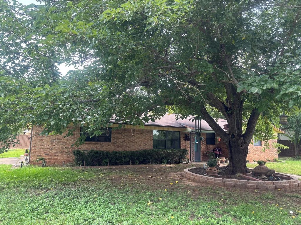 1601 24th Avenue, Mineral Wells
