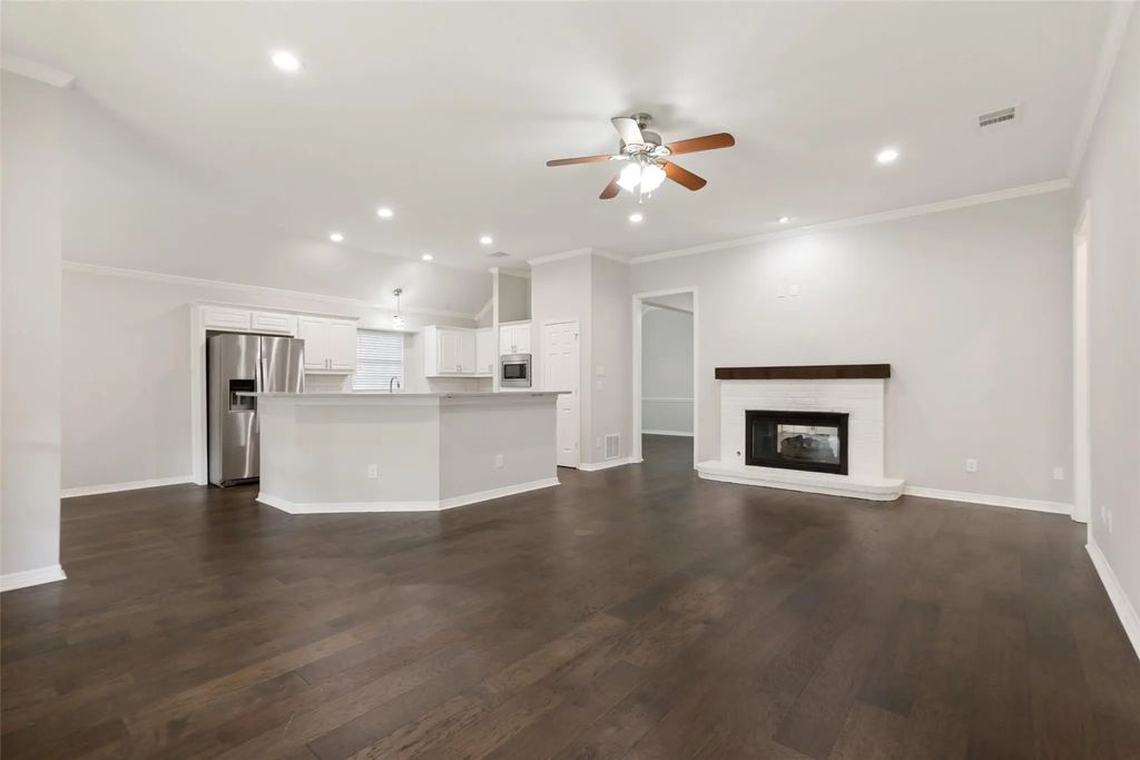 2624 Red Bluff Court, Plano