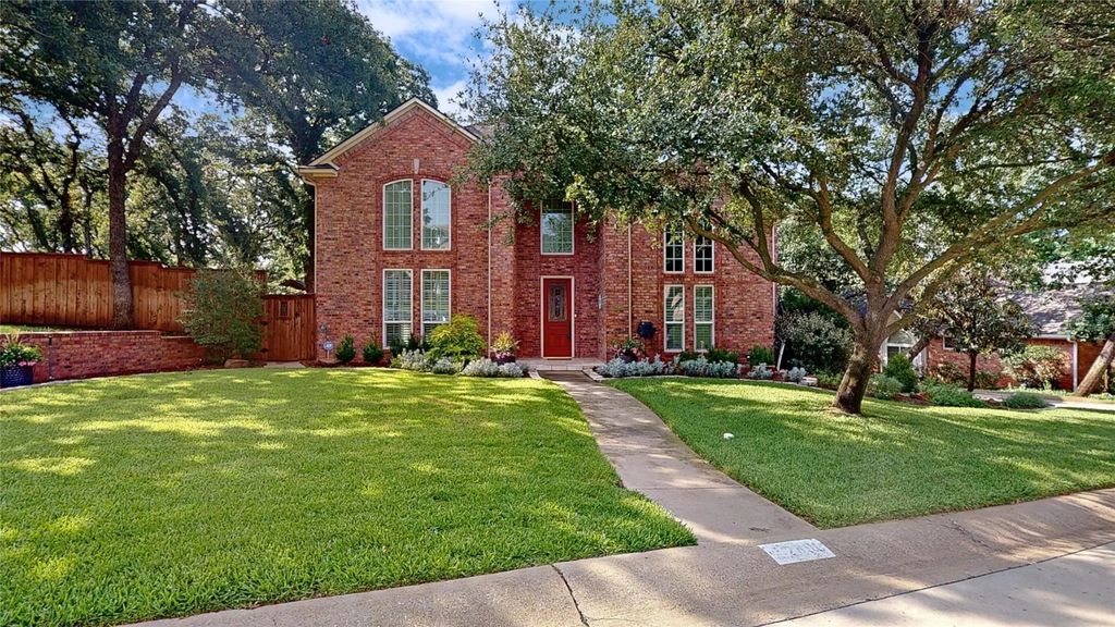 2890 Hillside Drive, Highland Village