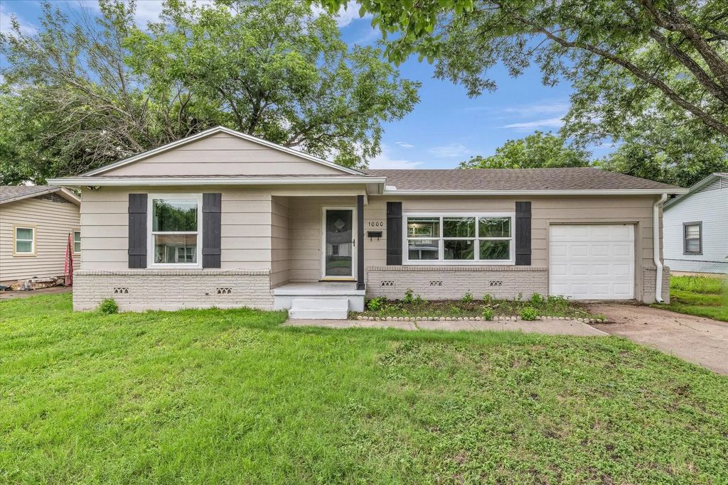 1000 N 61st Street, Waco