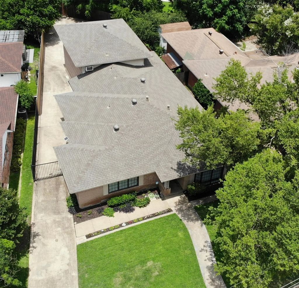 2119 Healey Drive, Dallas