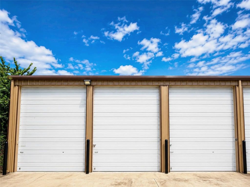 853 Main Street D2, Lake Dallas