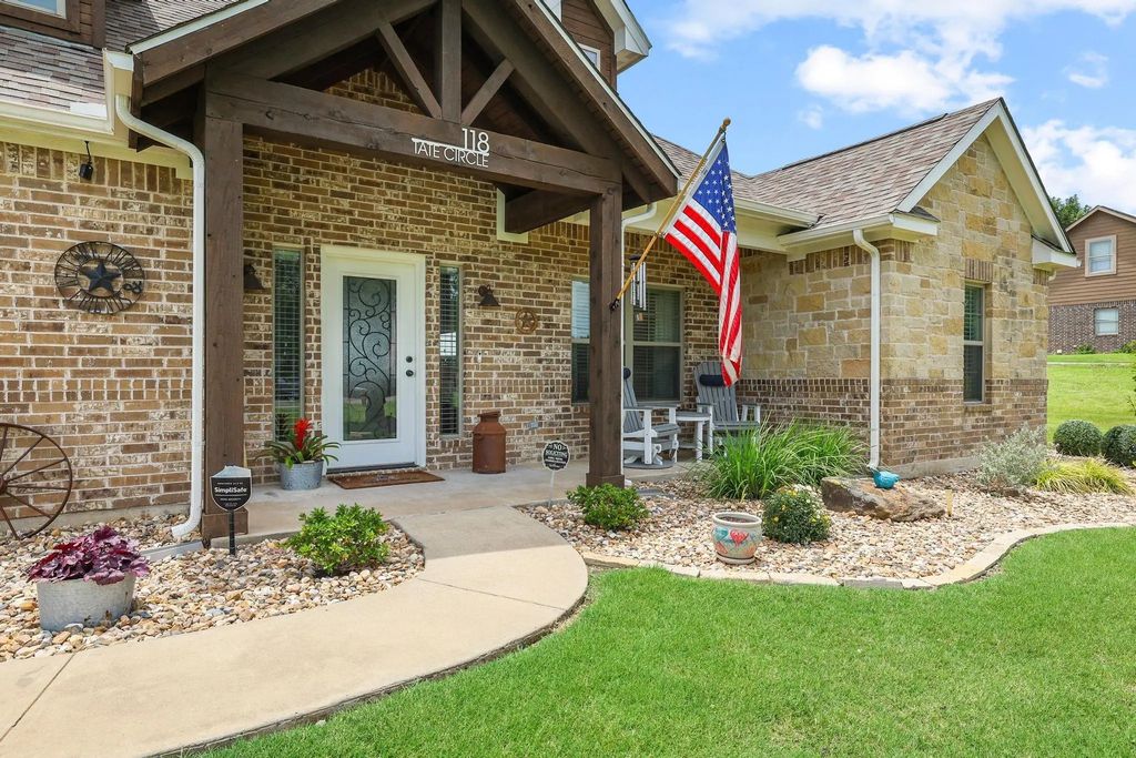 118 Tate Circle, Sherman