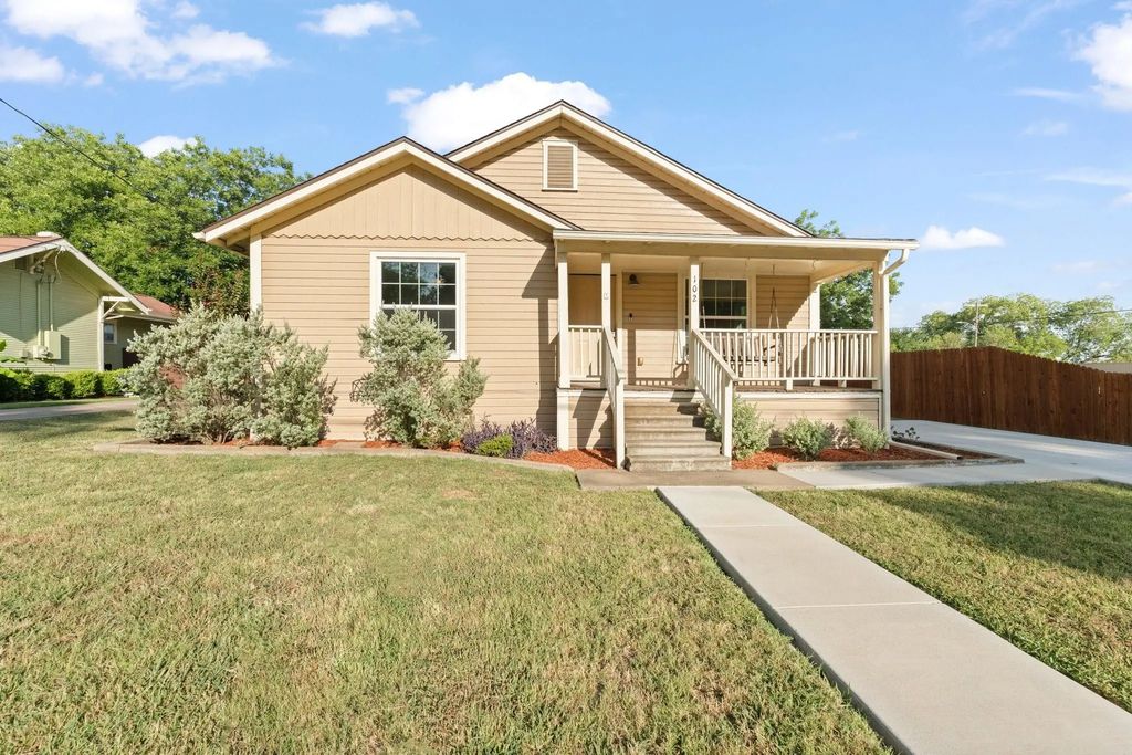 102 S 4th Street, Grandview