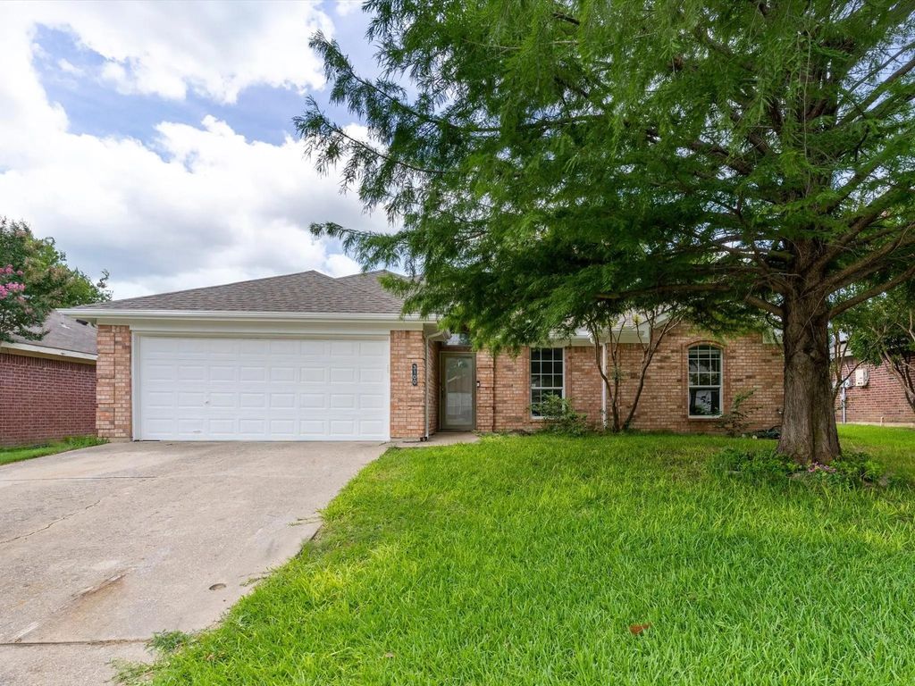 3100 Rustic Meadow Trail, Mansfield