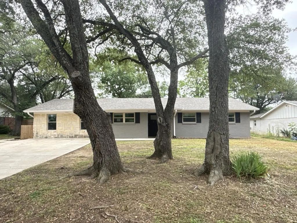 523 Wynne Road, Wills Point