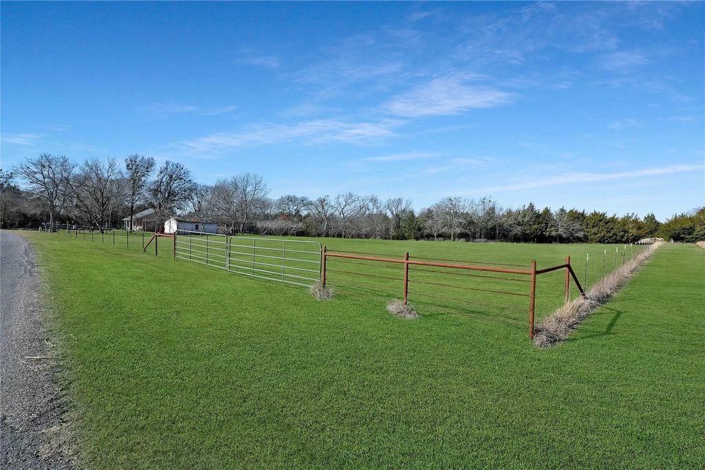 12253 County Road 574, Farmersville