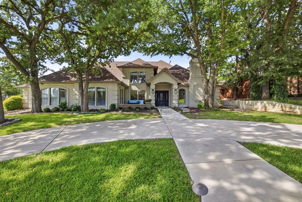 3209 Eaton Circle, Colleyville