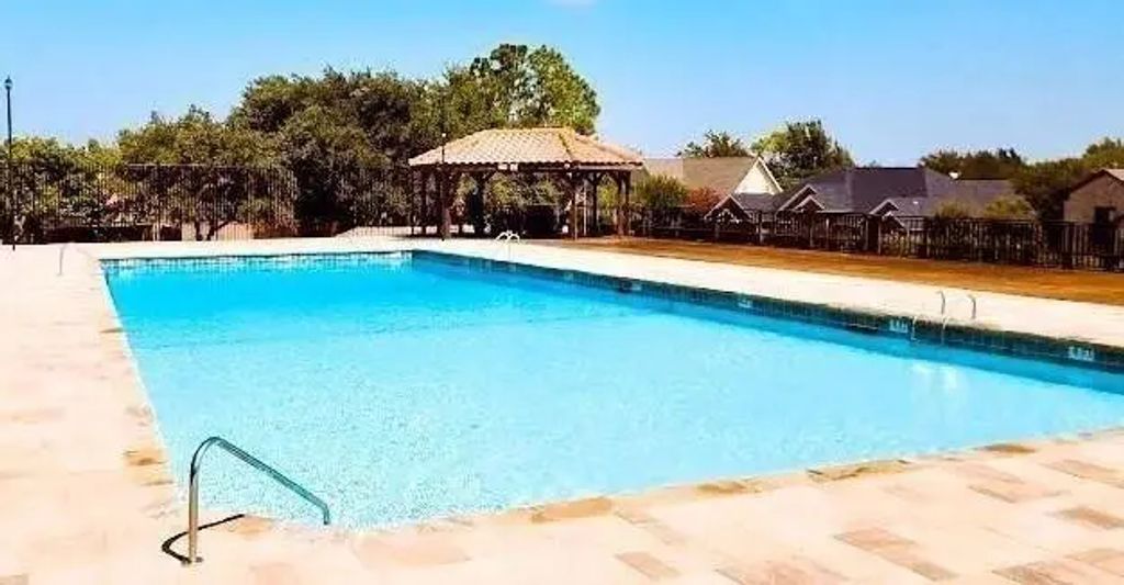 4327 Madera Road, Irving