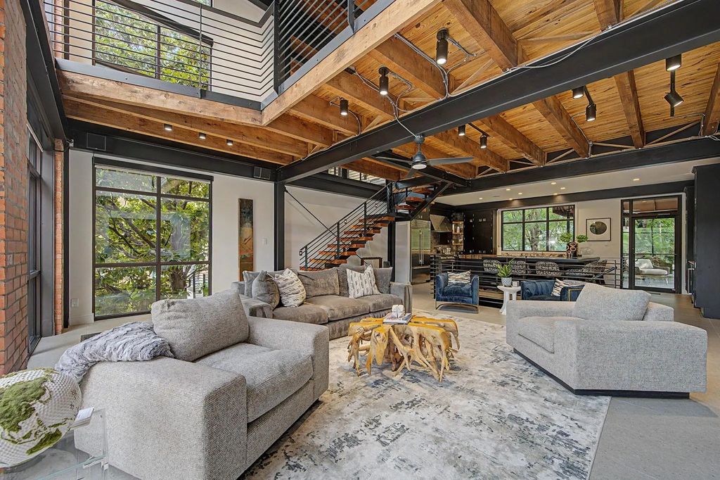 2967 Magnolia Hill Court, Dallas
