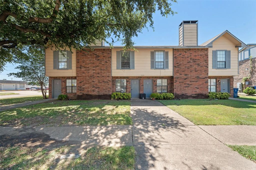 2826 Wimbledon Court B, Garland