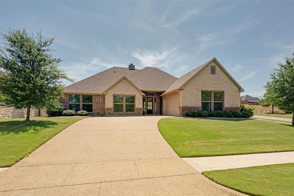11049 Hawkins Home Boulevard, Benbrook