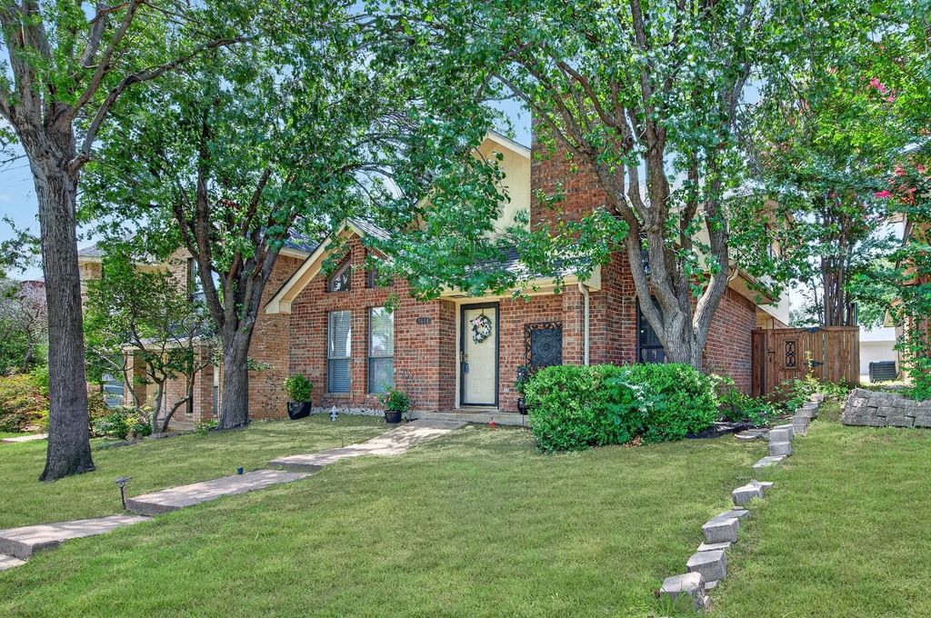 1444 Homestead Lane, Carrollton