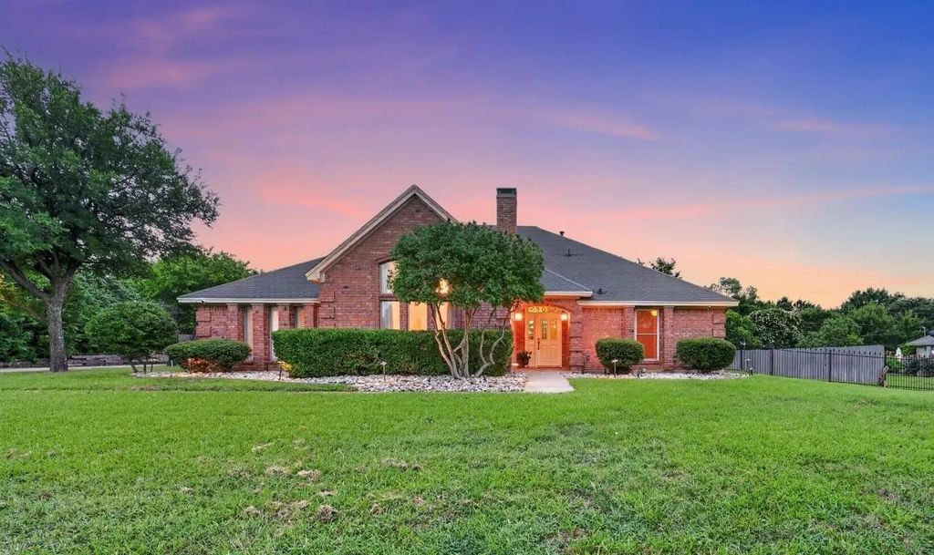909 San Saba Drive, Southlake