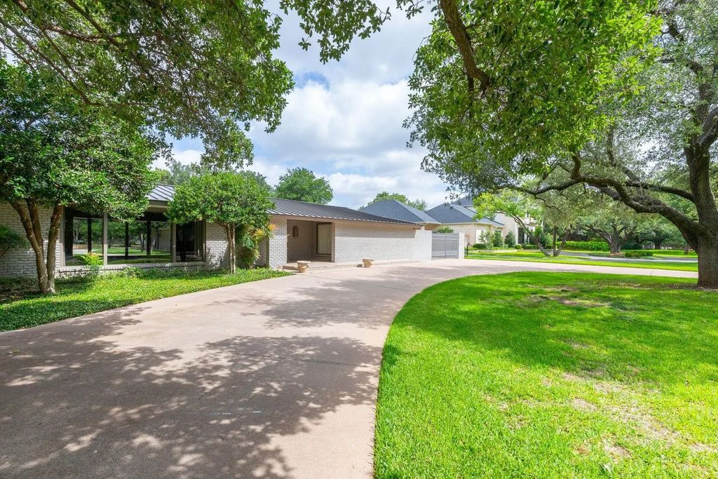 1760 River Oaks Road, Abilene
