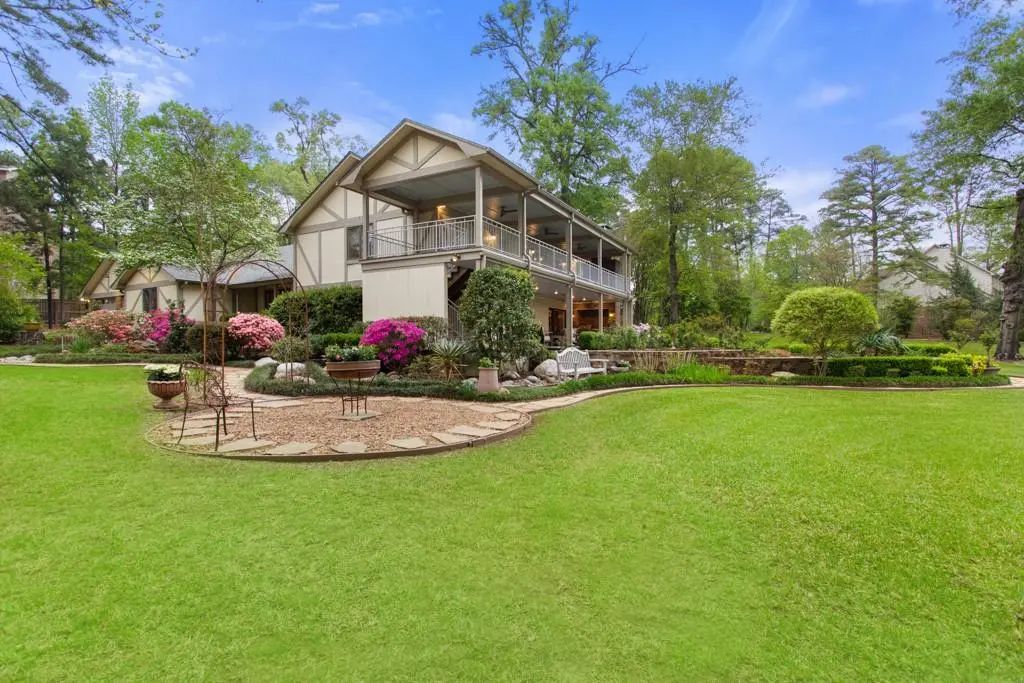 1513 Lake Park Circle, Hideaway