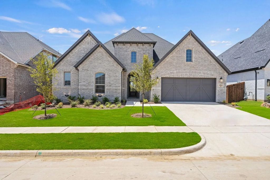 4912 Sandbrock Parkway, Aubrey