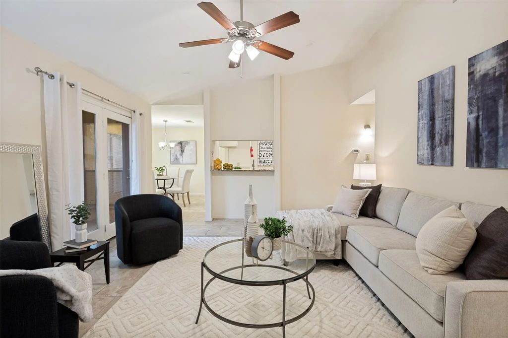1109 Calico Lane 1822, Arlington