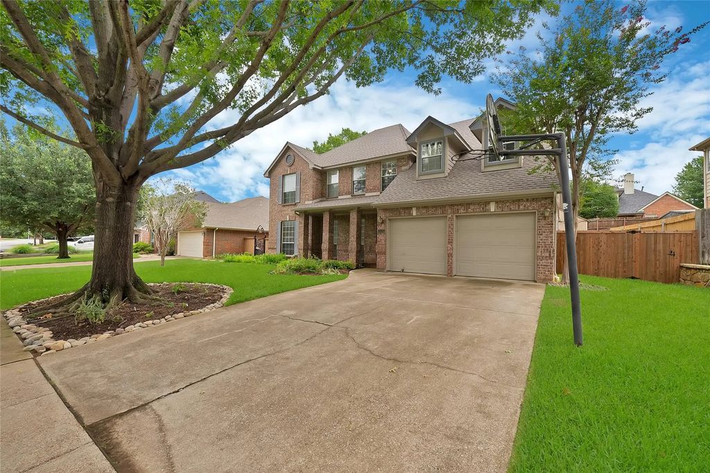 2129 Brentcove Drive, Grapevine