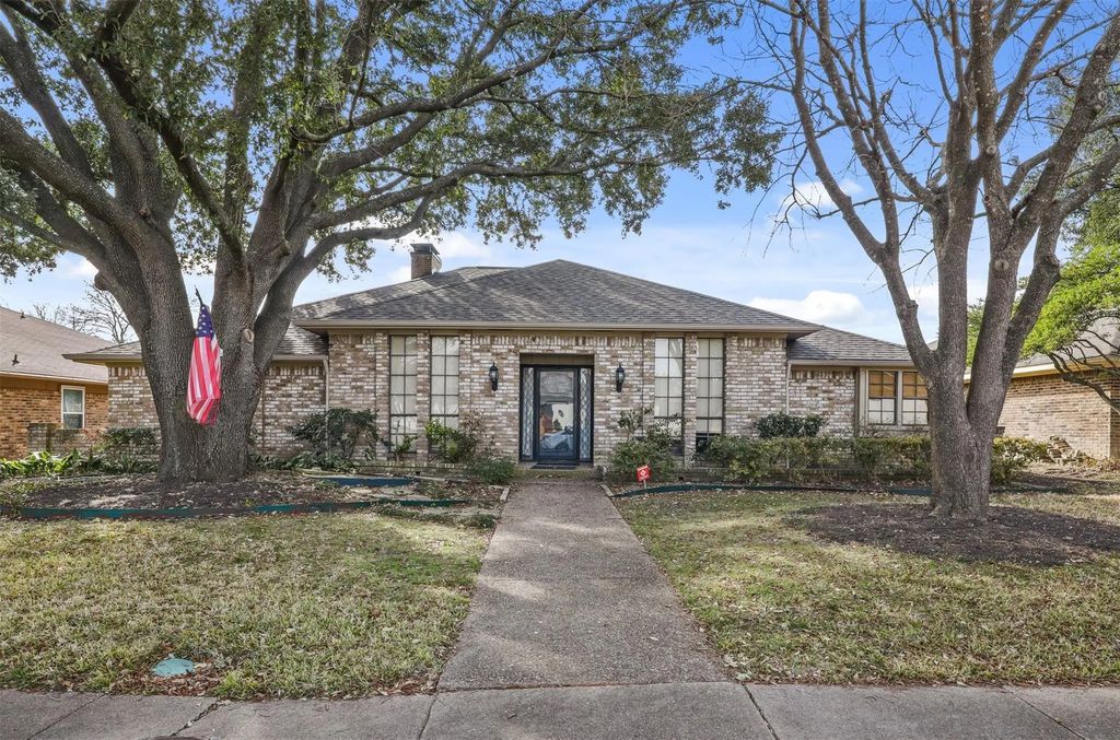 9738 Windham Drive, Dallas