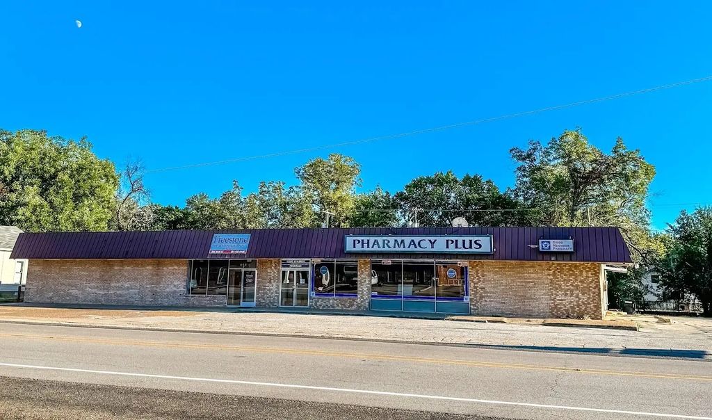 600 Main Street, Teague