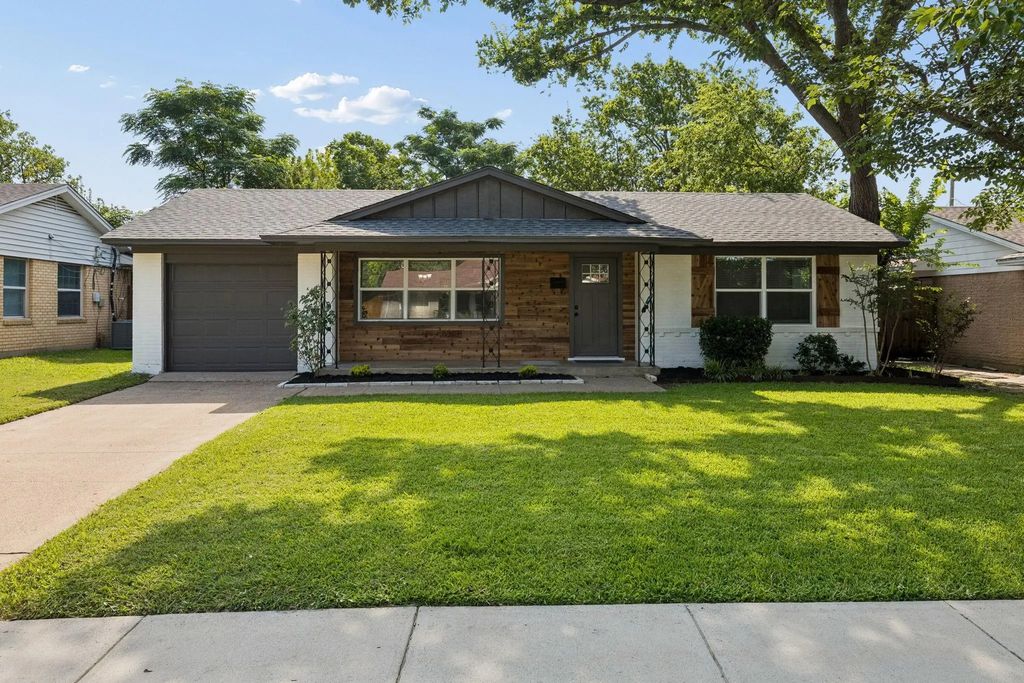 13530 Glenside Drive, Farmers Branch