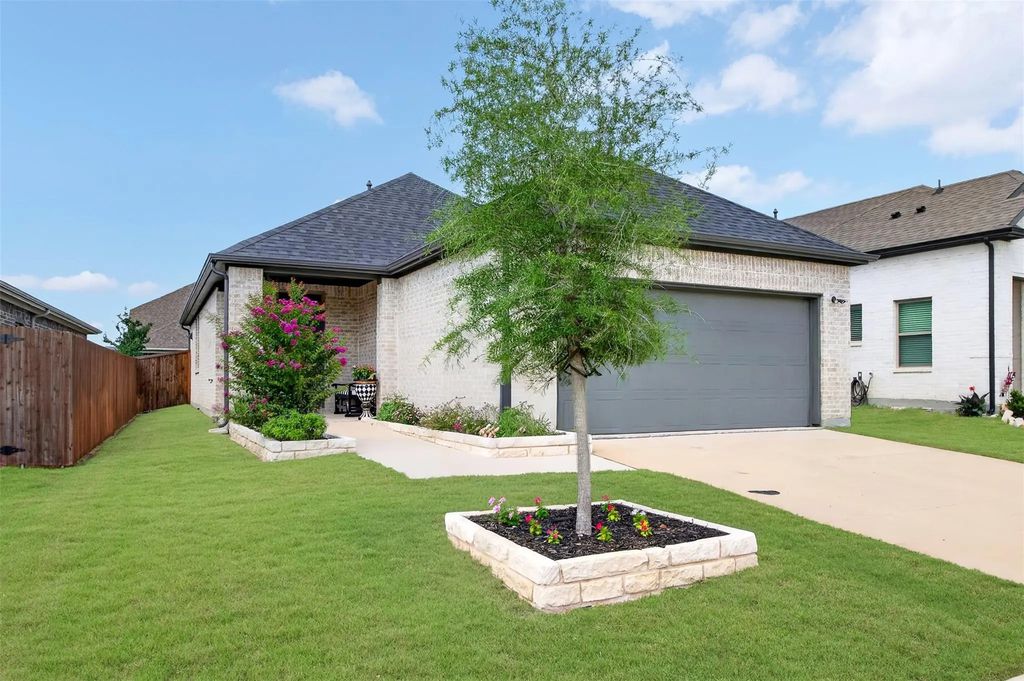 204 Mountain Meadow Lane, Princeton